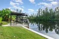 Exclusive Deal: Luxury Water Jewel Featuring Private Boat & Spa