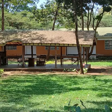 Kitolie Home and Lodge