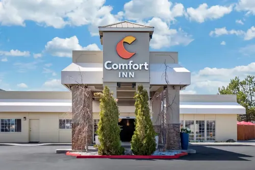 Comfort Inn & Suites Hotels in Klamath Falls