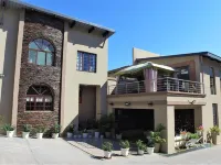 Leonardos Guesthouse Hotels in Mbombela