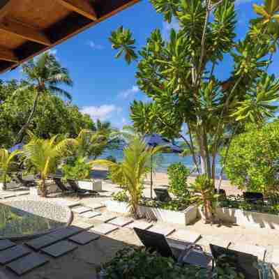 Coco de Mer Hotel and Black Parrot Suites Hotel Exterior