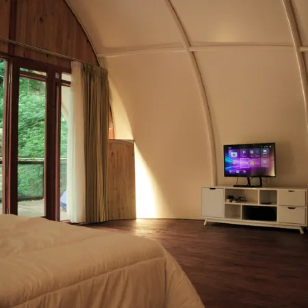 Glamping Tahura Bandung Отели рядом с достопримечательностью «Марибая Парк»