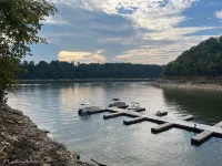 Sunny Daze Cottage 3 Bedroom Covered Deck Resort Boat Dock Pool Firepit Arcade