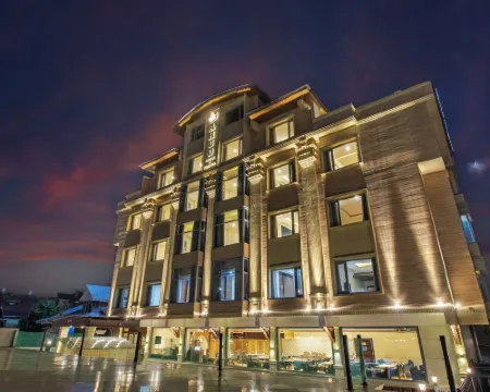 Arco Hotels and Resorts Srinagar Hotels in Srinagar