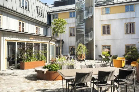 Home Hotel Tollboden Отели в г. Svelvik