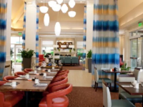 هيلتون جاردن إن سيكاكوس / ميدولاندز فنادق في سيكوكس