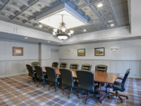 Hilton Garden Inn Hamilton Hotels in Hamilton