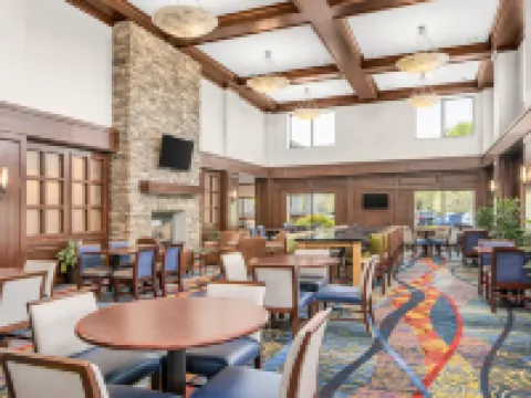 Holiday Inn Express & Suites WILMINGTON-NEWARK by IHG Hotels in Newark