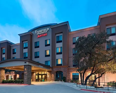 แฟร์ฟิลด์ อินน์แอนด์สวีทส์ บายแมริออท ออสตินนอร์ทเวสต์/รีเสิร์ชบูเลอวาร์ด โรงแรมในออสติน