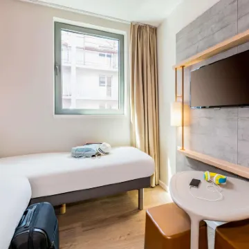Ibis Budget Gent Centrum Dampoort Hotels near Saint Nicholas' Church