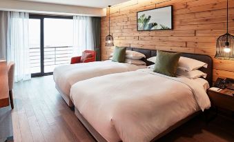 Walkerhill Douglas House