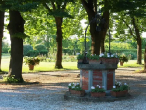 Elegant Holiday Home in Faenza with Garden and Pool Hotels in Faenza