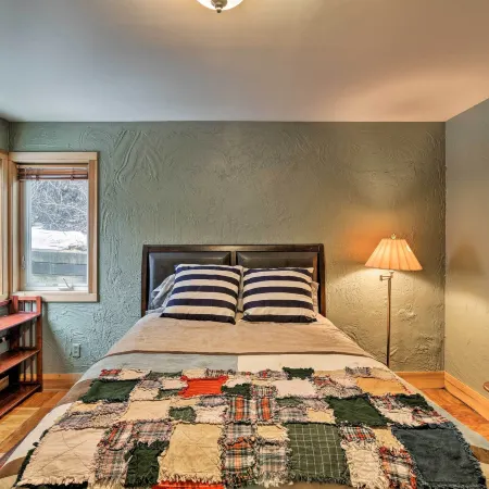 Walk to Town & Coast: Anchorage Condo w/ Fireplace