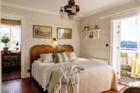 Strandvillan Hotell Och Bed & Breakfast Hotels in Lysekil