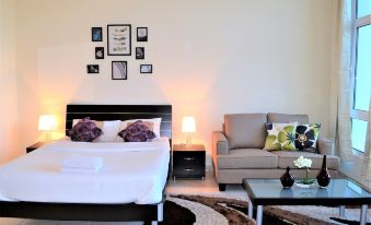 Mcln - Spacious Furnished Studio