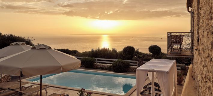 Villa Aria Hotels in Elation