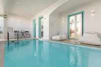 Majo Suites Hotel