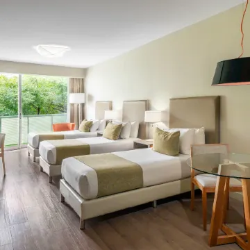 Dazzler by Wyndham Buenos Aires Polo Отели рядом с достопримечательностью «Палермо-Сохо»