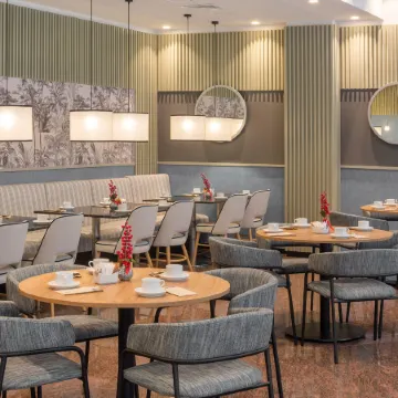 Hotel Elche Centro , Affiliated by Melia Отели рядом с достопримечательностью «Edificio ALTET»