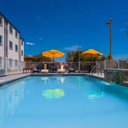 Studio Z, Ascend Hotel Collection