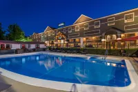 Maine Evergreen Hotel, Ascend Hotel Collection - Pool