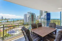 The Meriton on Main Beach - Ocean View