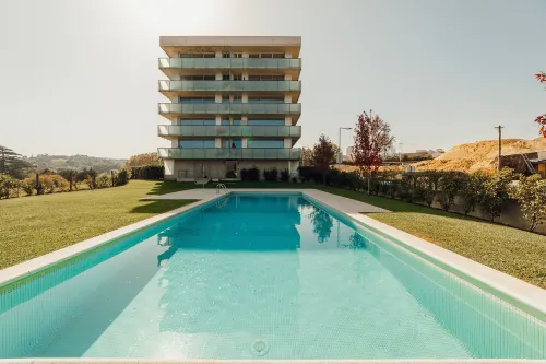 Amazing Pool Apartments by Vacationy