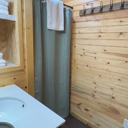 Cozy Yurt in Nantahala - Half mile from Nantahala wedding venue-No Cleaning Fee