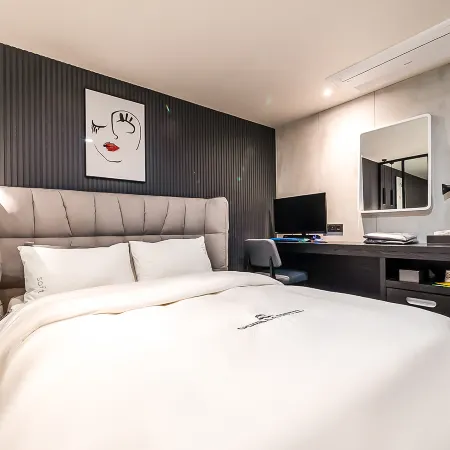 Gorilla Hotel