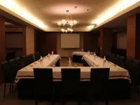 Udman Hotel Panchshila Park