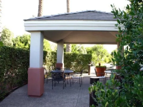 Sonesta Simply Suites Orange County Airport