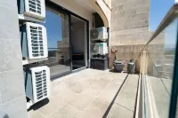 Ghajnsielem Retreat 4 Bedrooms Panoramic Terrace Hotels in Ghajnsielem