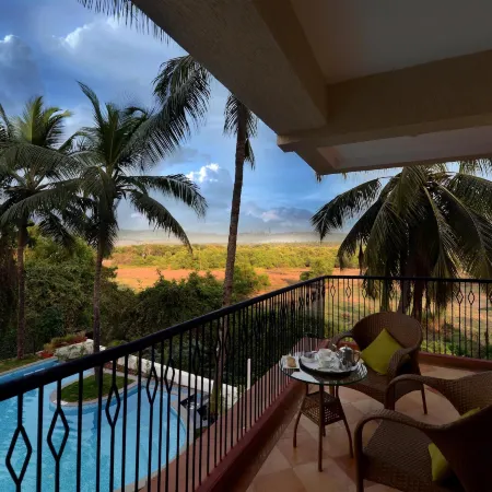 Golden Tulip Goa Candolim