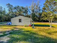 Crystal River Retreat - Salt Water Pool Hotels in Inglis