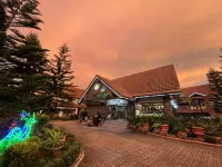 Elliannah Pines Hotel