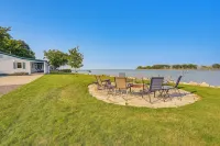 Waterfront Bay City Home w/ Dock & Boat Launch! - 3-Star