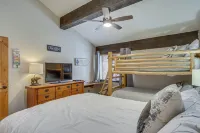 Colorado Escape w/ Pool Access & Mountain Views! - balcony