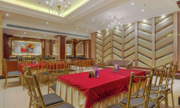 BluSalzz Select City Centre Near Golden Temple