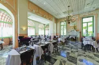 Hôtel Vacances Bleues Balmoral - Frühstück