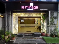 เลมิราจ โรงแรมใกล้ประภาคารเก่า