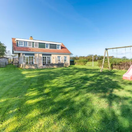 Tastefully Furnished Holiday Home