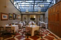 Suites del Bosque Hotel