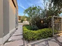 6-bedroom villa with pool & garden in palm hills-new cairo