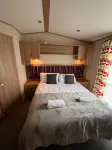 Peaceful Whitley Bay Getaway with Shared Indoor Pool - 수영장