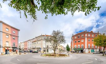 April Square Guesthouse by Lisbon with Sintra
