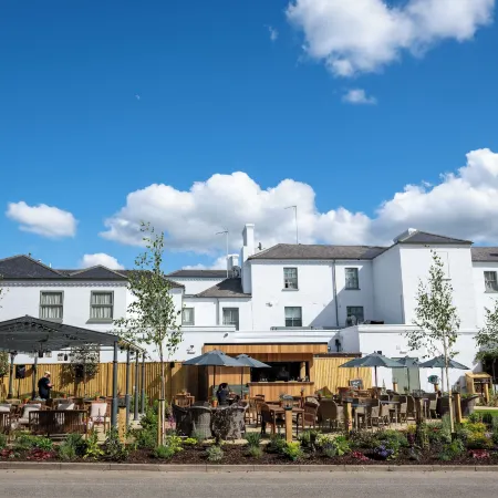 Wheatsheaf Hotel by Chef & Brewer Collection Отели рядом с достопримечательностью «Большой Виндзорский парк»
