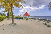 Lovely 'Sea Dreams Villa' w/ Private Beach & Deck! - sul mare