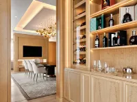 คราวน์ พลาซ่า ดูชานเบ บาย IHG - 5 ดาว