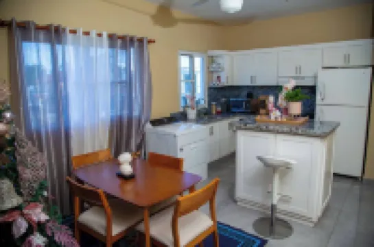 현대적인 2베드룸, 수영장, 바비큐, 카이트 비치 근처