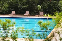 Serenity Sports Oasis - Pools